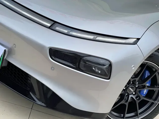 Xpeng P7 — Фото автомобиля 18