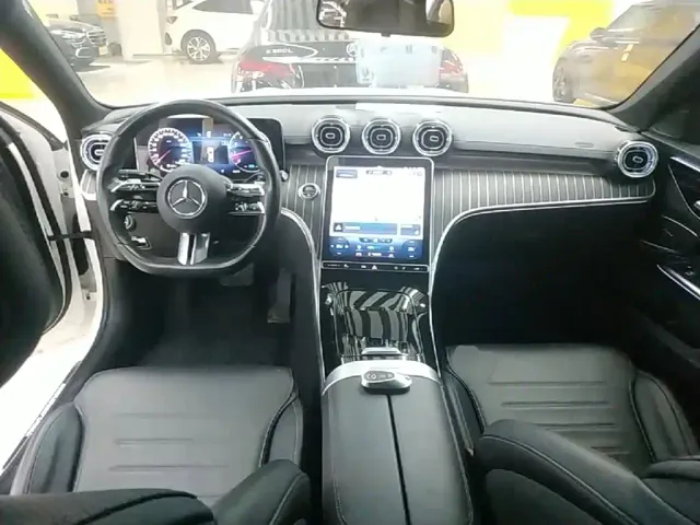 Mercedes-Benz C-Class — Фото автомобиля 9