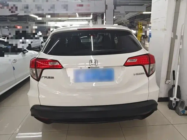 Honda Vezel — Фото автомобиля 5