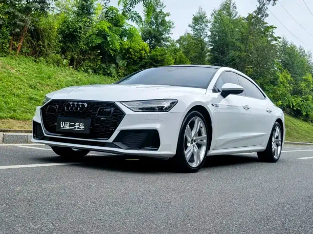 Фотография автомобиля — Audi A7L