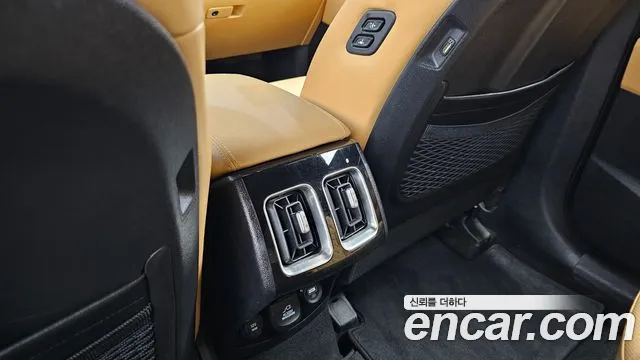 Kia Sorento Sorento 4-е поколение Дизель 2.2 2WD — Фото автомобиля 29