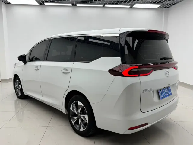 GAC Trumpchi M6 — Фото автомобиля 4
