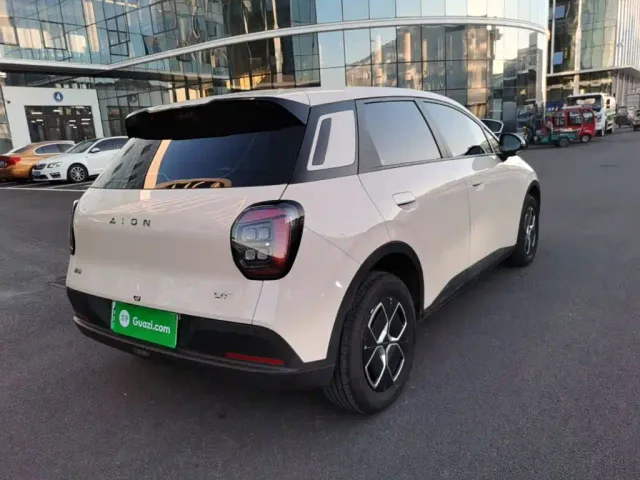 GAC Aion UT — Фото автомобиля 6