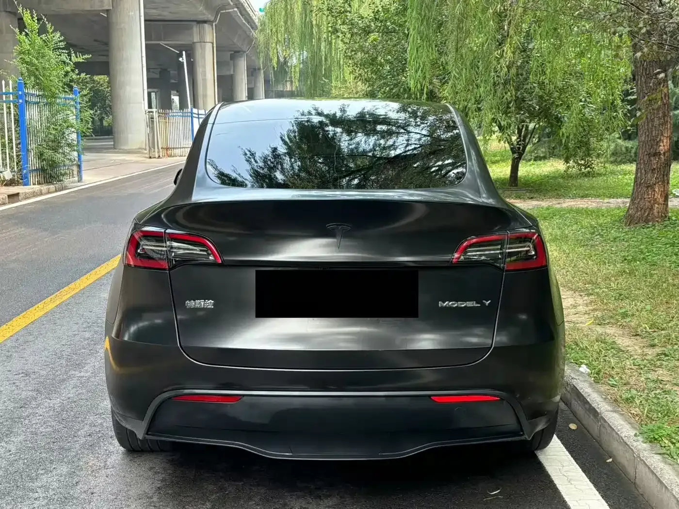 Tesla Model Y 2024 Rear-Wheel Drive Version — Фото автомобиля 5