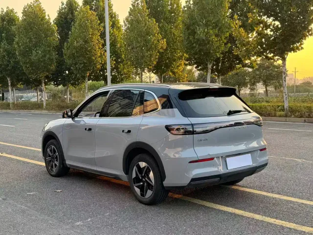 Geely Galaxy E5 — Фото автомобиля 7