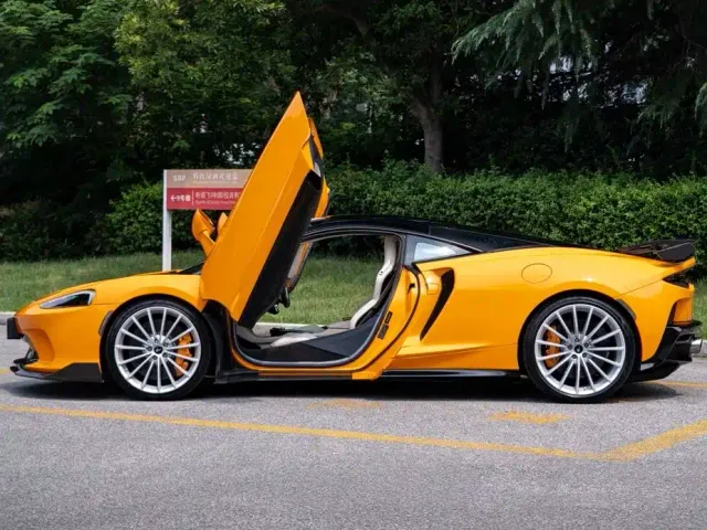 McLaren GT — Фото автомобиля 5