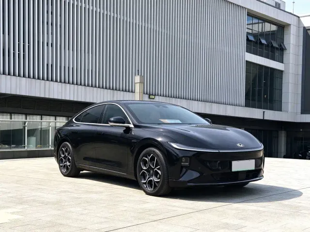 Changan Qiyuan A07 — Фото автомобиля 3