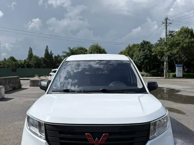 Wuling Zhengcheng — Фото автомобиля 19