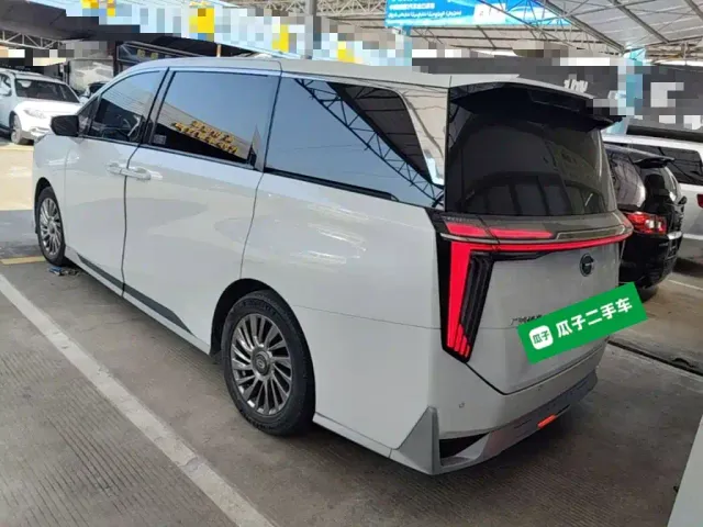 GAC Trumpchi M8 — Фото автомобиля 4