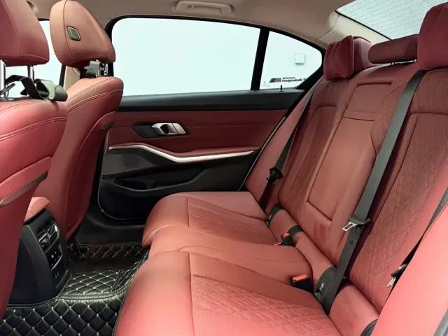 BMW 3 Series — Фото автомобиля 14