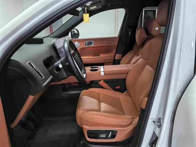Li Auto L7 — Фото автомобиля 5