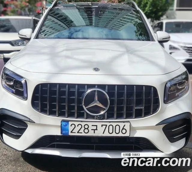 Фотография автомобиля — Mercedes-Benz GLB-Class X247