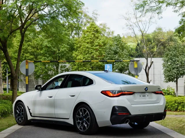 BMW 4 Series — Фото автомобиля 6