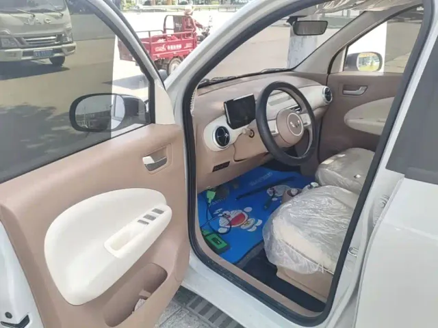 Wuling Hongguang Mini EV — Фото автомобиля 15
