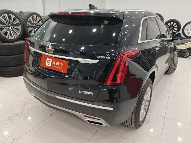 Cadillac XT5 — Фото автомобиля 8