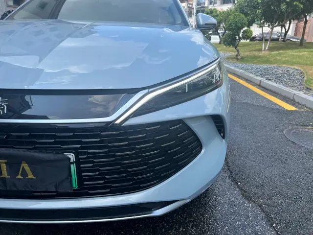 BYD Qin L — Фото автомобиля 2