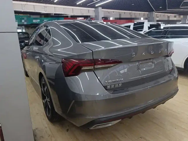 Skoda Octavia — Фото автомобиля 4