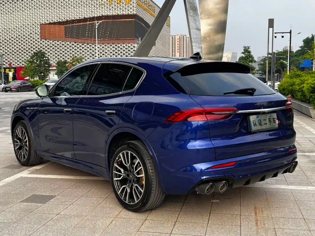 Maserati Grecale — Фото автомобиля 22