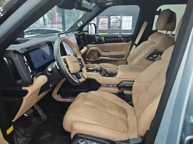BYD FangChengBao Leopard 8 — Фото автомобиля 14