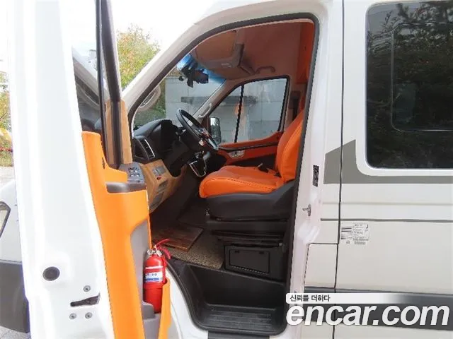 Hyundai Solati — Фото автомобиля 6