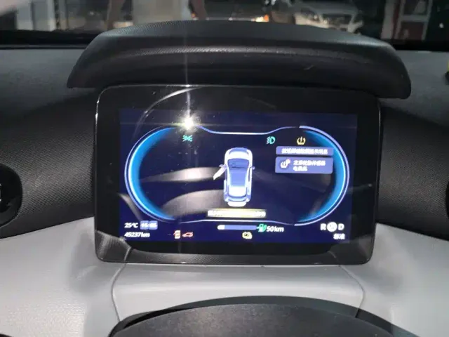 Leapmotor T03 — Фото автомобиля 14