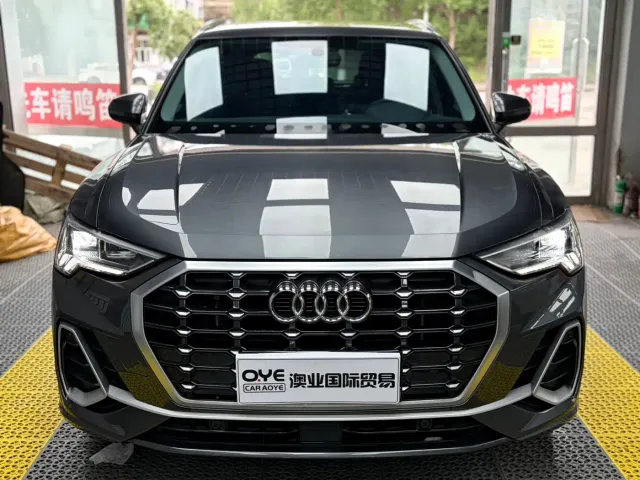 Audi Q3 — Фото автомобиля 2