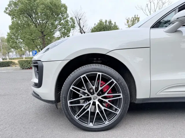 Porsche Macan — Фото автомобиля 20