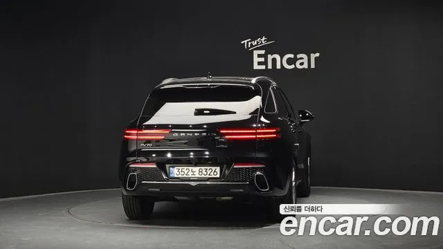 Genesis GV70 2.5T Бензин 2WD — Фото автомобиля 3