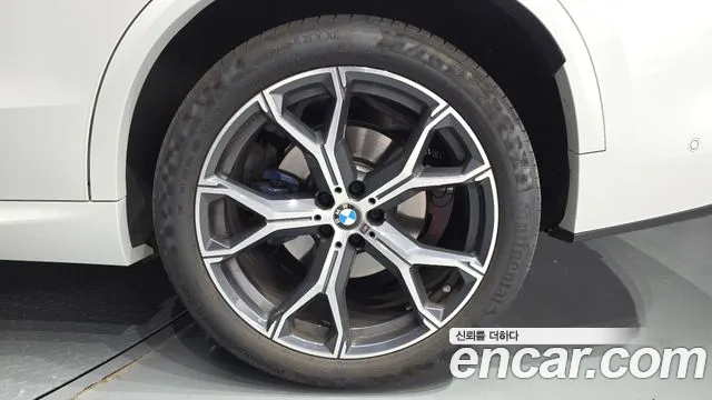 BMW X5 — Фото автомобиля 5