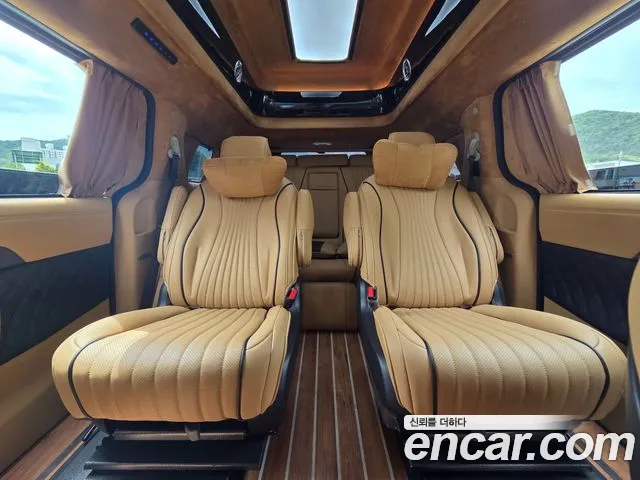 Kia Carnival Generation 4 — Фото автомобиля 18
