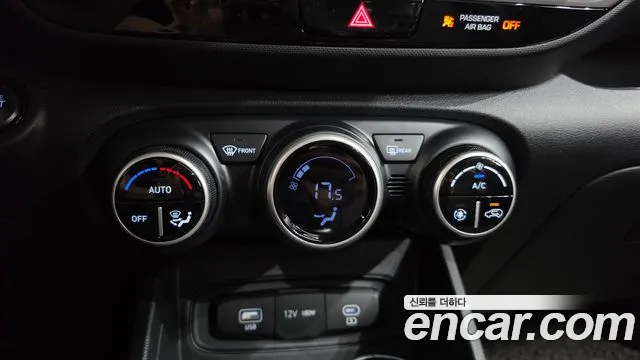 Hyundai Venue Venue 1.6 Premium — Фото автомобиля 17