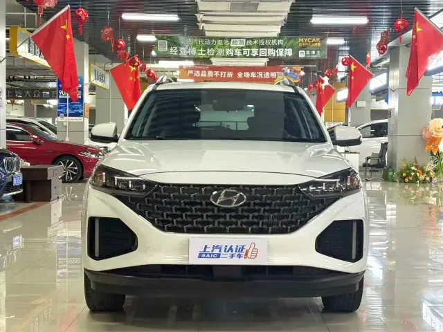 Hyundai ix35 — Фото автомобиля 3