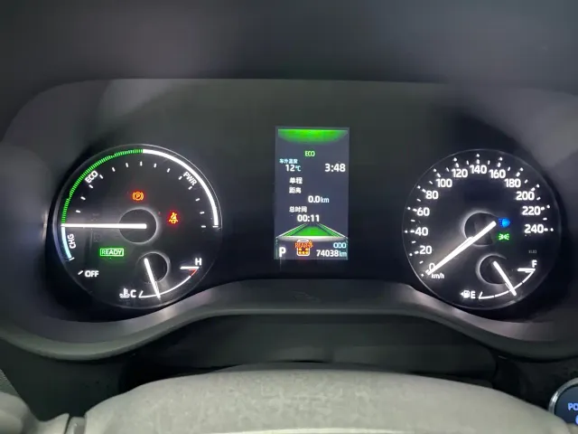 Toyota Sienna — Фото автомобиля 26