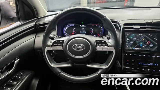 Hyundai Tucson Tucson (NX4) Дизель 2.0 2WD — Фото автомобиля 13