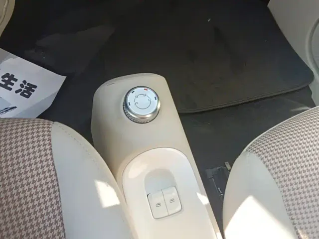 Wuling Hongguang Mini EV — Фото автомобиля 13