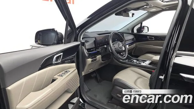 Kia Carnival Generation 4 — Фото автомобиля 14