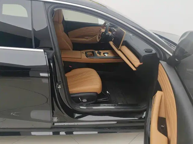 Geely Galaxy Xingyao 8 — Фото автомобиля 8