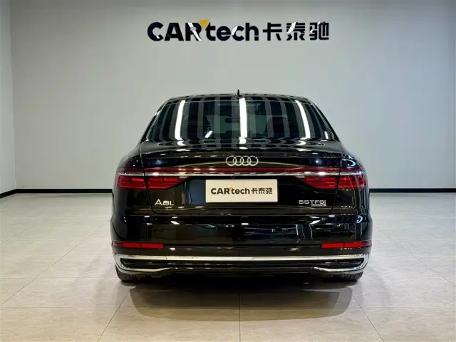 Audi A8 — Фото автомобиля 4