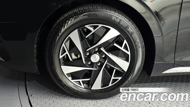 Hyundai Grandeur Grandeur (New) Hybrid — Фото автомобиля 5