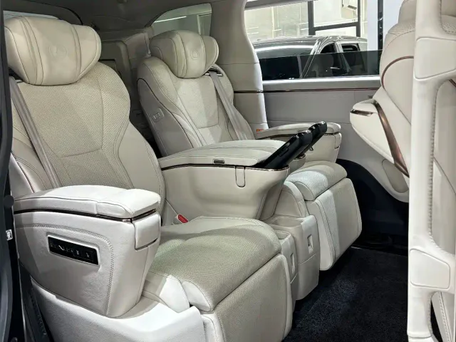 Lexus LM — Фото автомобиля 15
