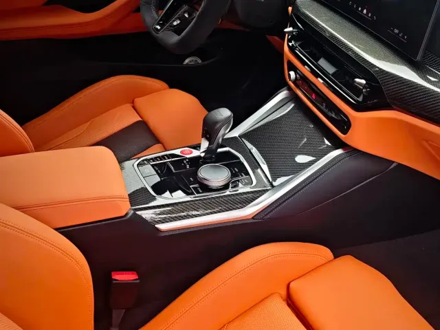 BMW M4 — Фото автомобиля 14
