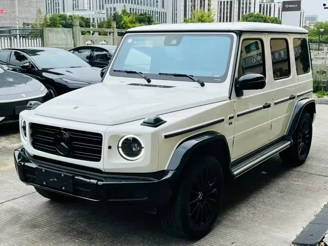 Фотография автомобиля — Mercedes-Benz G-Class