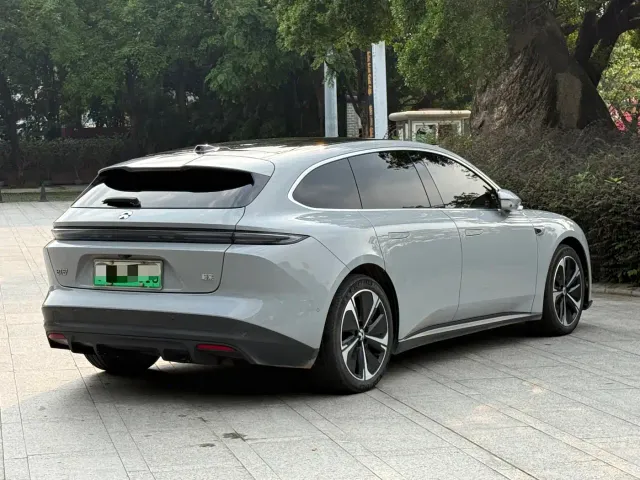 Nio ET5 Touring — Фото автомобиля 6