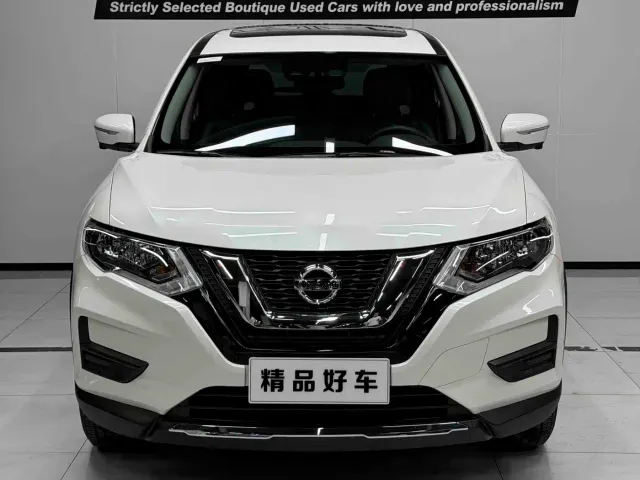 Nissan X-Trail — Фото автомобиля 2