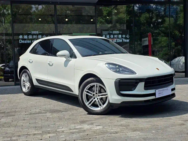 Porsche Macan — Фото автомобиля 3
