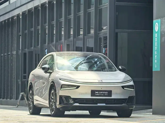 Xpeng G7 — Фото автомобиля 3