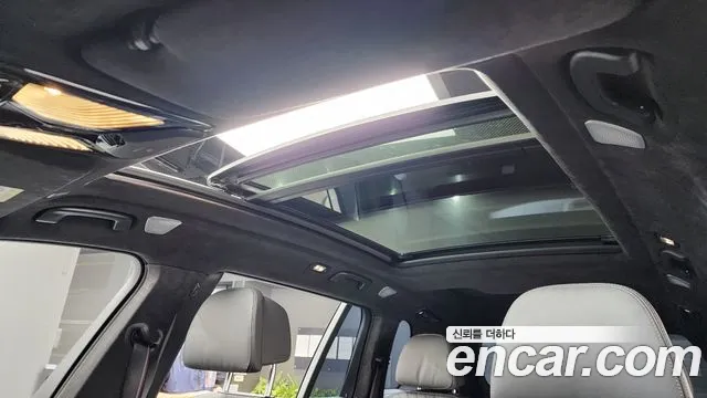BMW X7 M60i xDrive M Sport 6 мест — Фото автомобиля 18