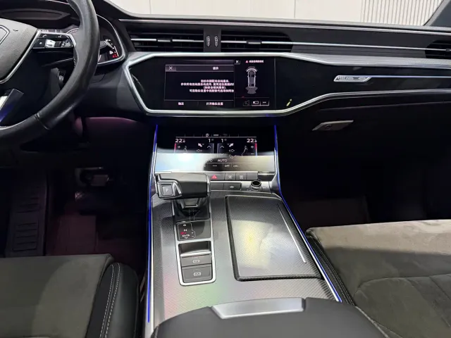Audi A6L — Фото автомобиля 10