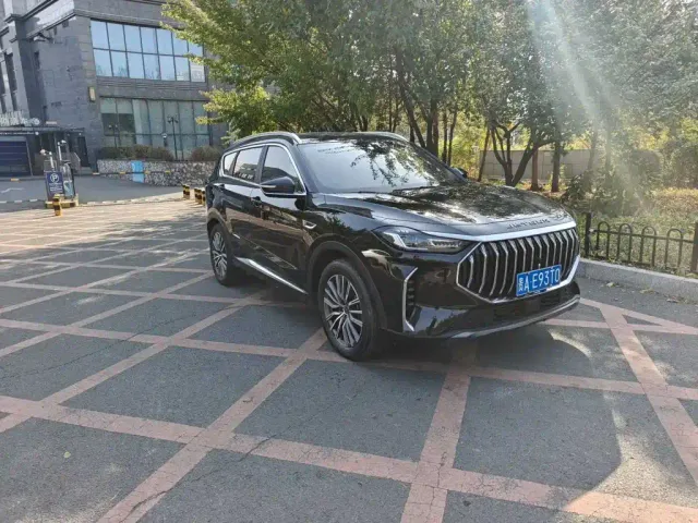 Jetour X70 Plus — Фото автомобиля 3