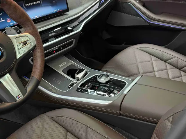 BMW X5 — Фото автомобиля 14